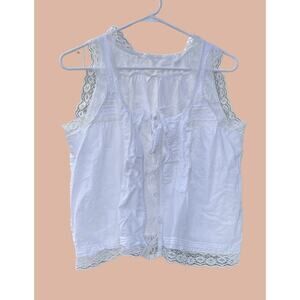 Medium White Lace Chemise Victoria Boho Delicate Cottagecore Grandmacore